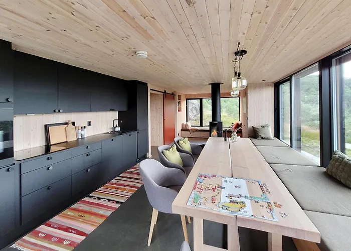 Casa de Férias Beautiful In Josenfjorden Gullingen